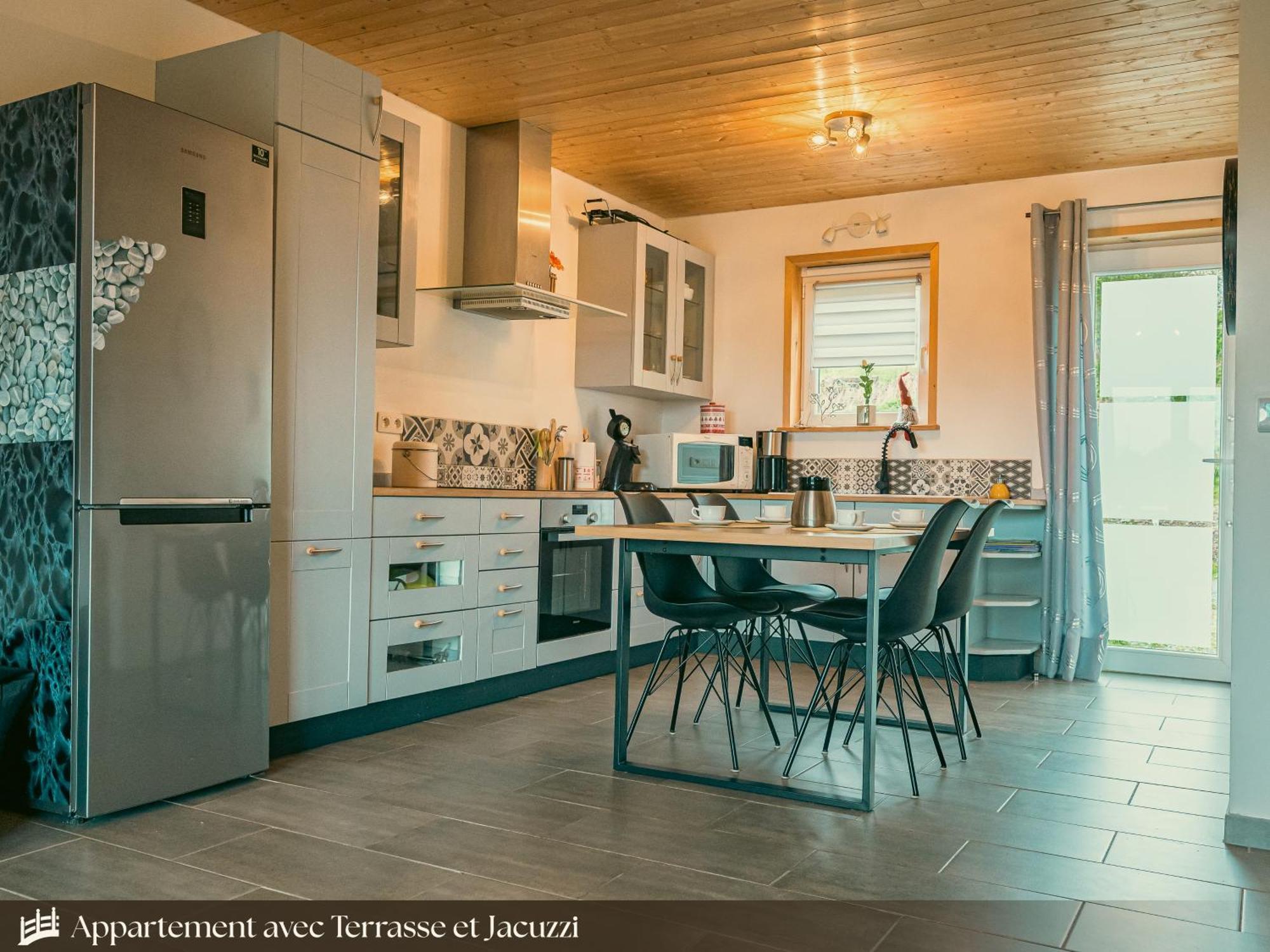 Les Appartements Du Pont Alsort Фруашапель Экстерьер фото